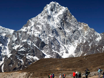 Everest trek